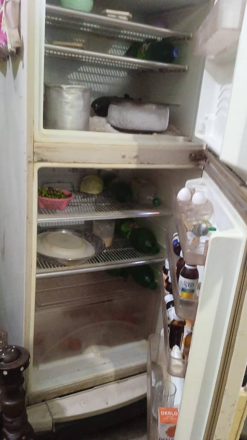 Refrigerator 1