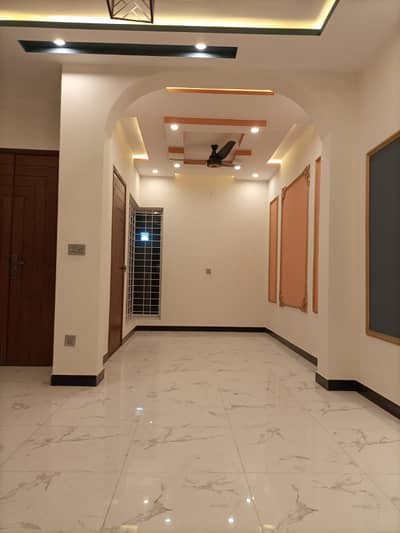 5 MARLA LOWER POR AVAILABLE FOR RENT IN EDEN BOULEVARD HOUSEING SOCIETY COLLEGE ROAD LAHORE