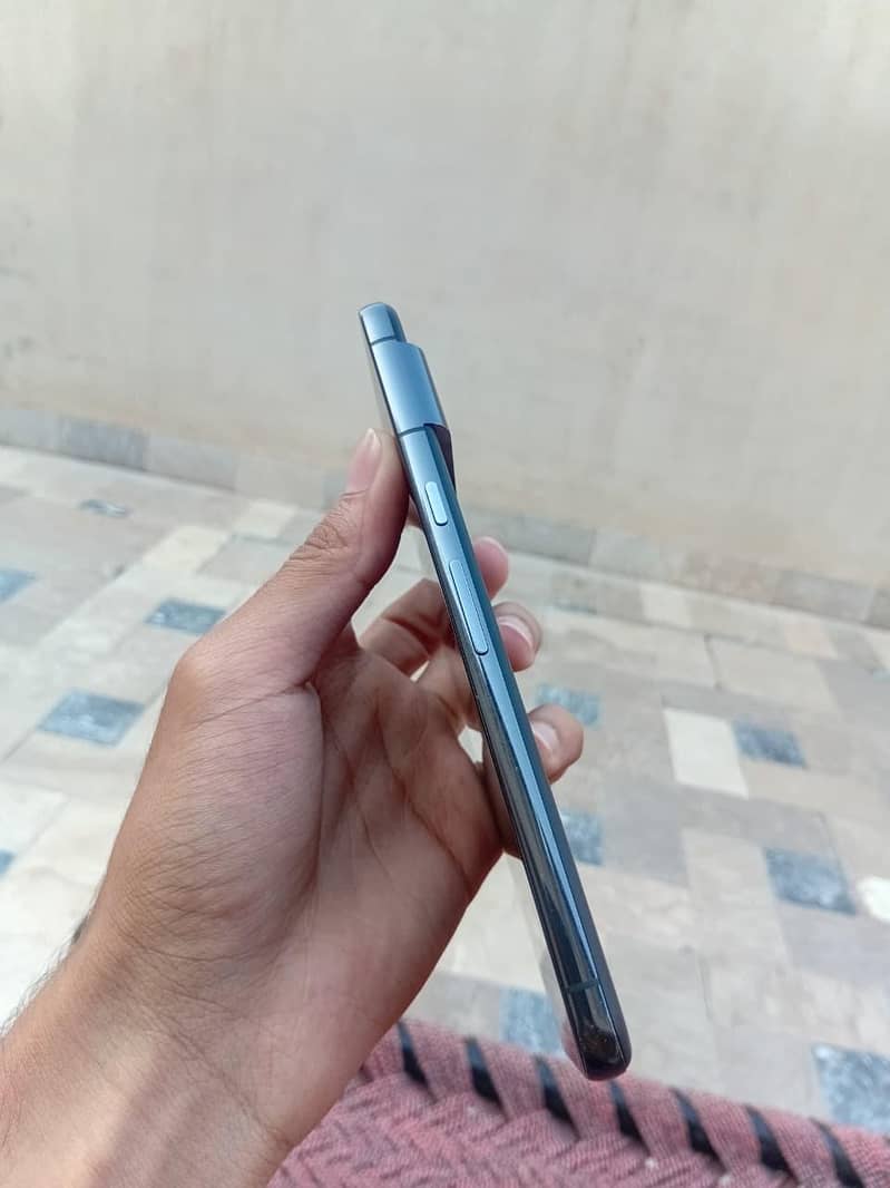Google Pixel 8 Pro 4