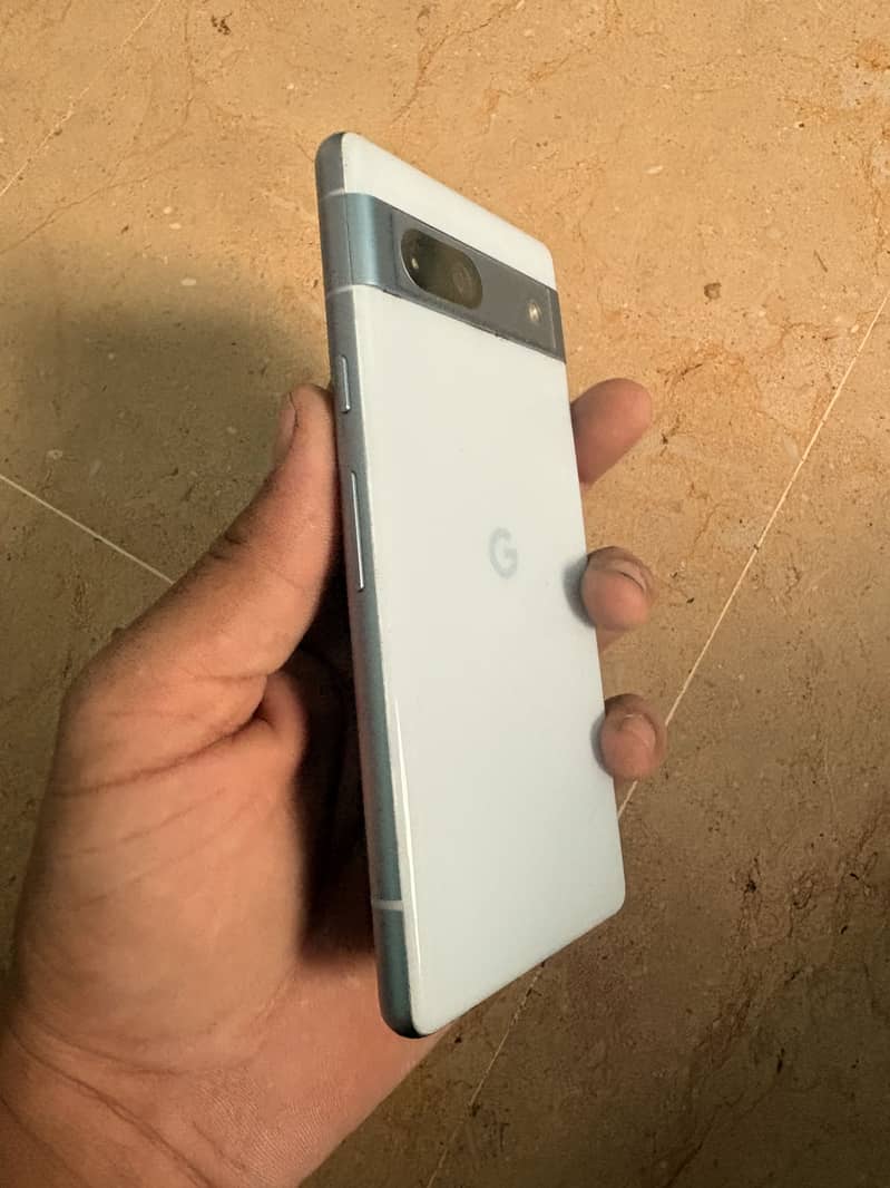 Google Pixel 7a 3