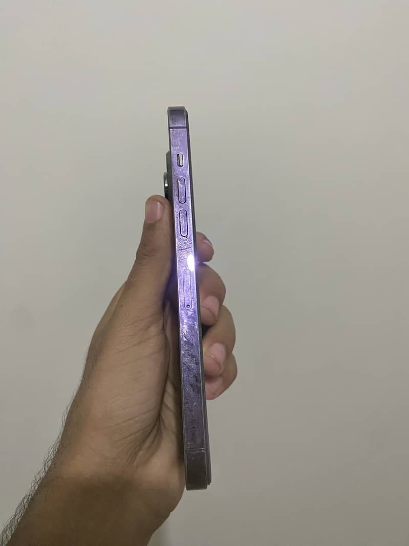 Apple iPhone 14 Pro Max 2
