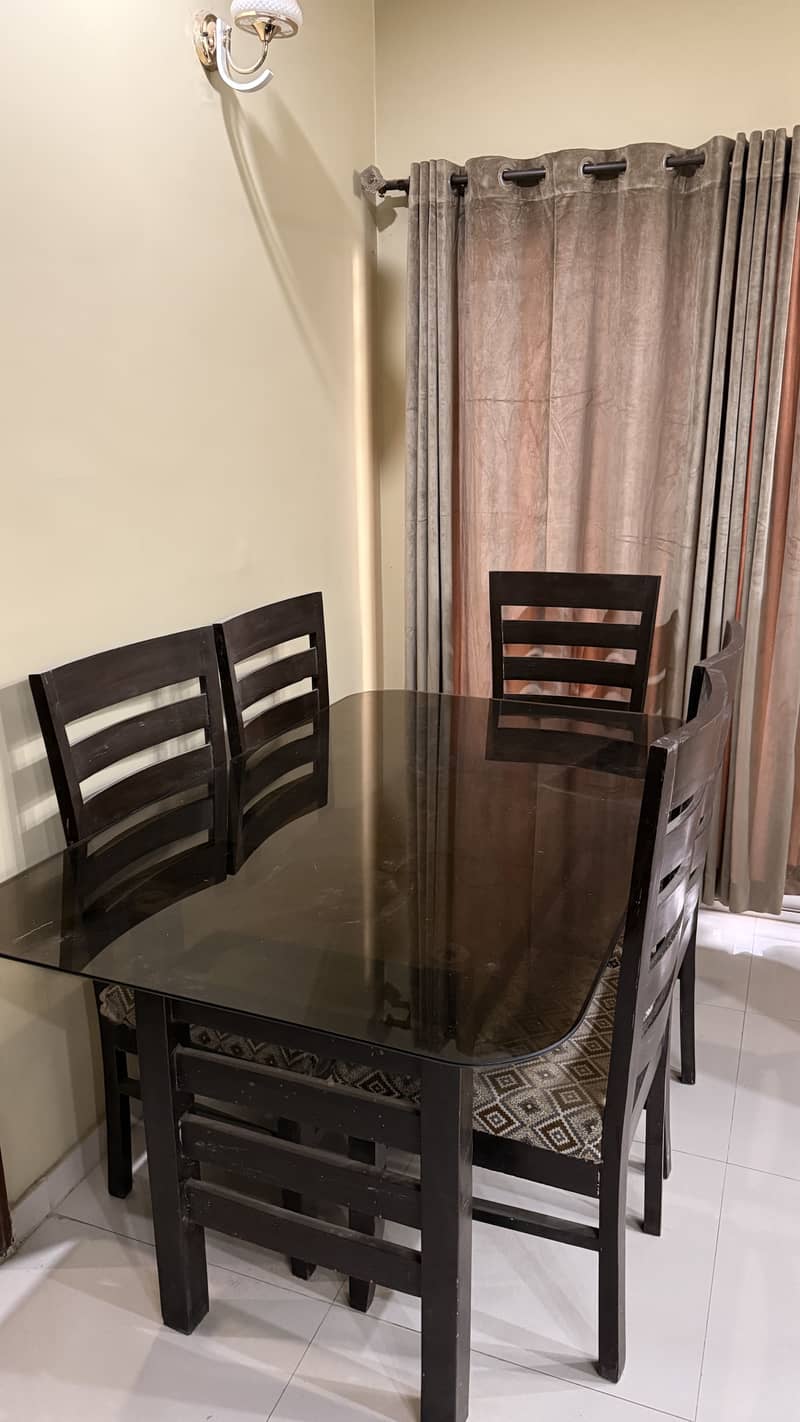 6 Seater dining Table 0