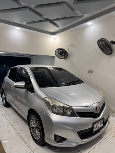 Toyota Vitz 2011