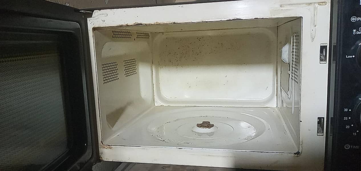microwave oven 1