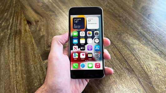 Apple iPhone SE2020 64gb bh 85 pta approved