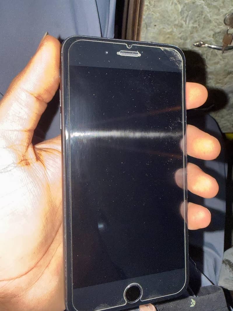 Apple iPhone 7 Plus 2