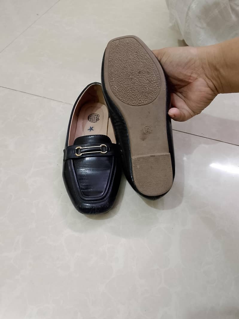black shoes 4