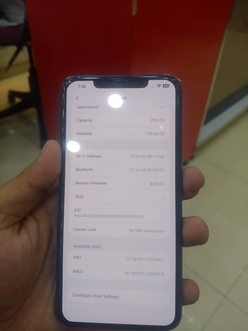 Apple iPhone 11 Pro Max 0