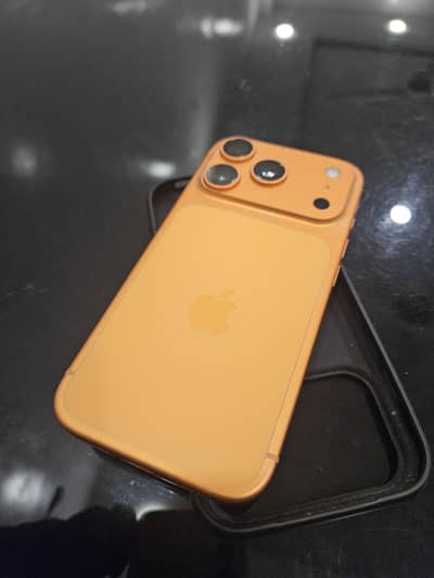 Apple iPhone 17 Pro jv