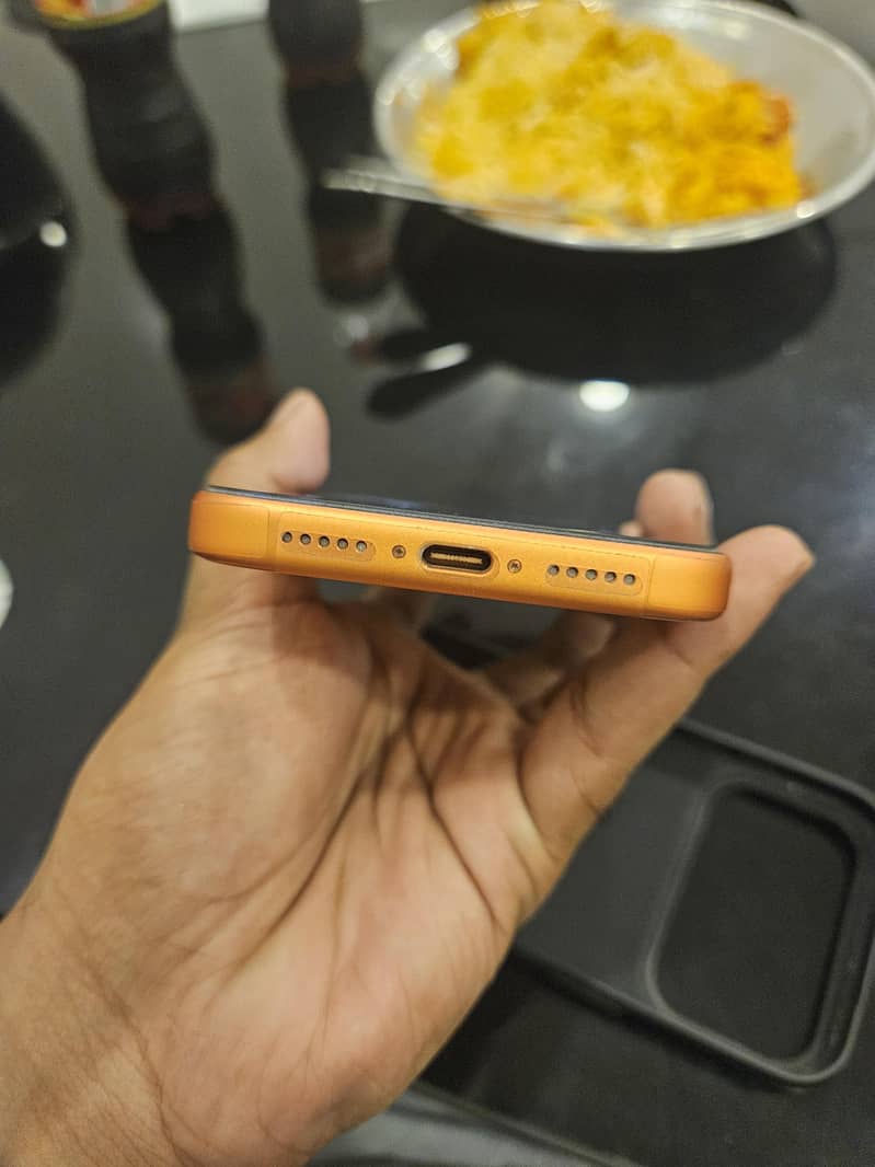 Apple iPhone 17 Pro jv 2