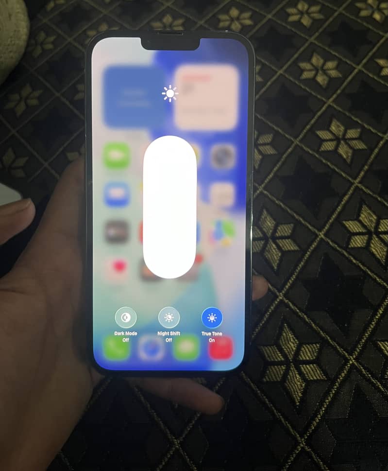 Apple iPhone 13 Pro Max 4