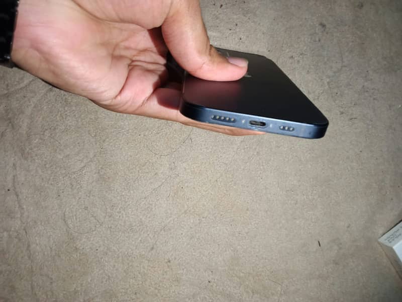 iPhone 12 / 256 4