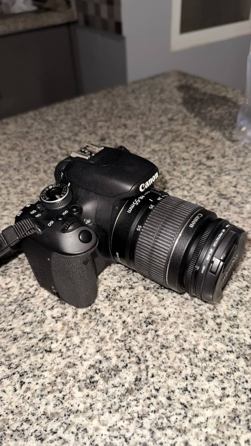 Canon 600D 4