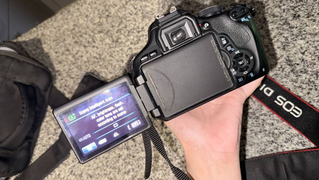 Canon 600D 6