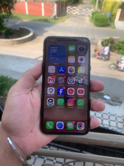 iPhone 11 Pro Max 64GB | PTA Dual Physical | 10/8 | Urgent Sell