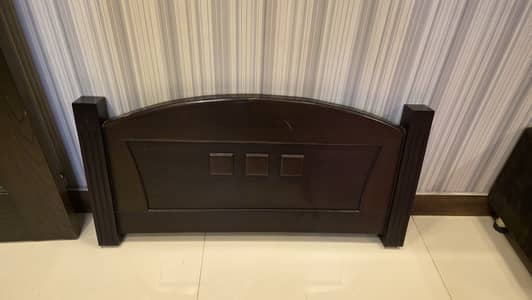 Single Wooden Bed with 1 Side Table and 4 inch Molty Mattress