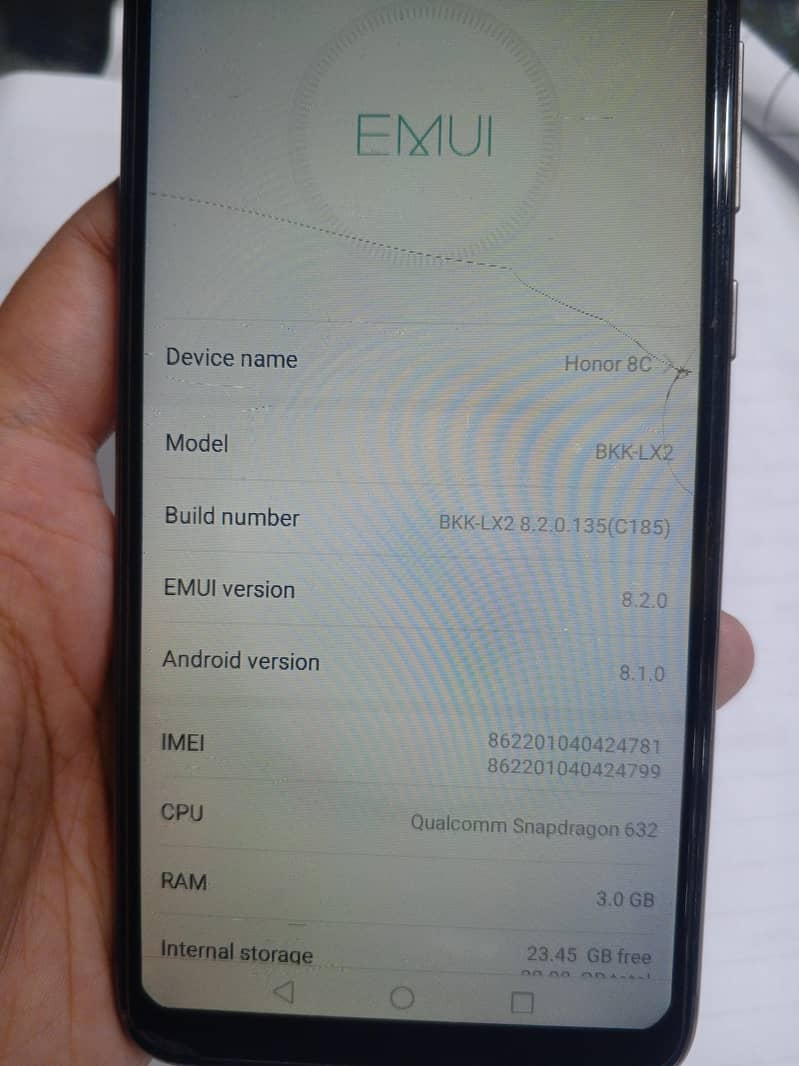 Honor 8C 1