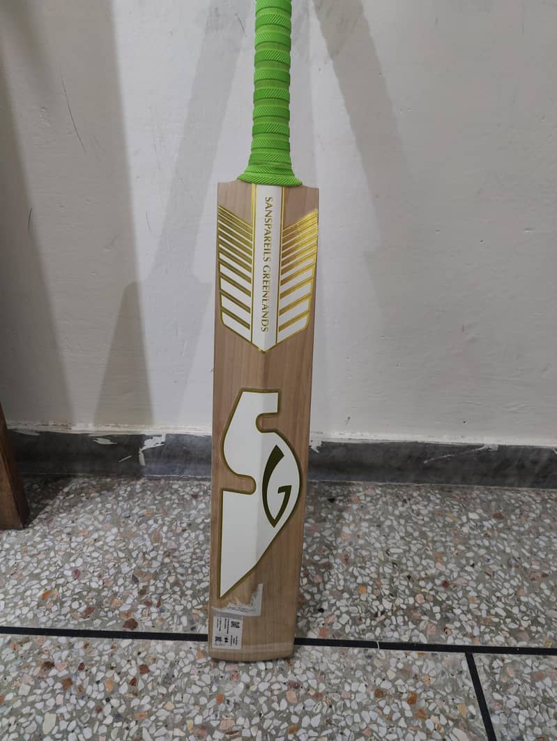 SG cricket bat 3