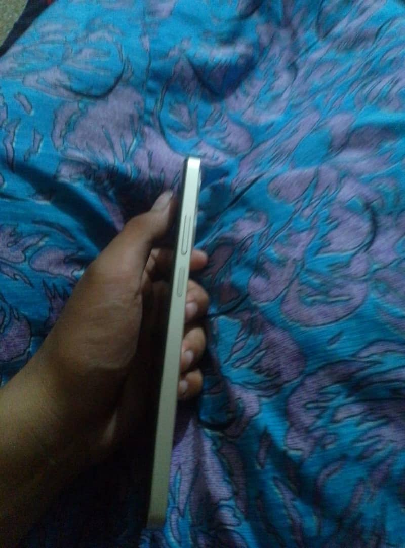 Realme C61 1