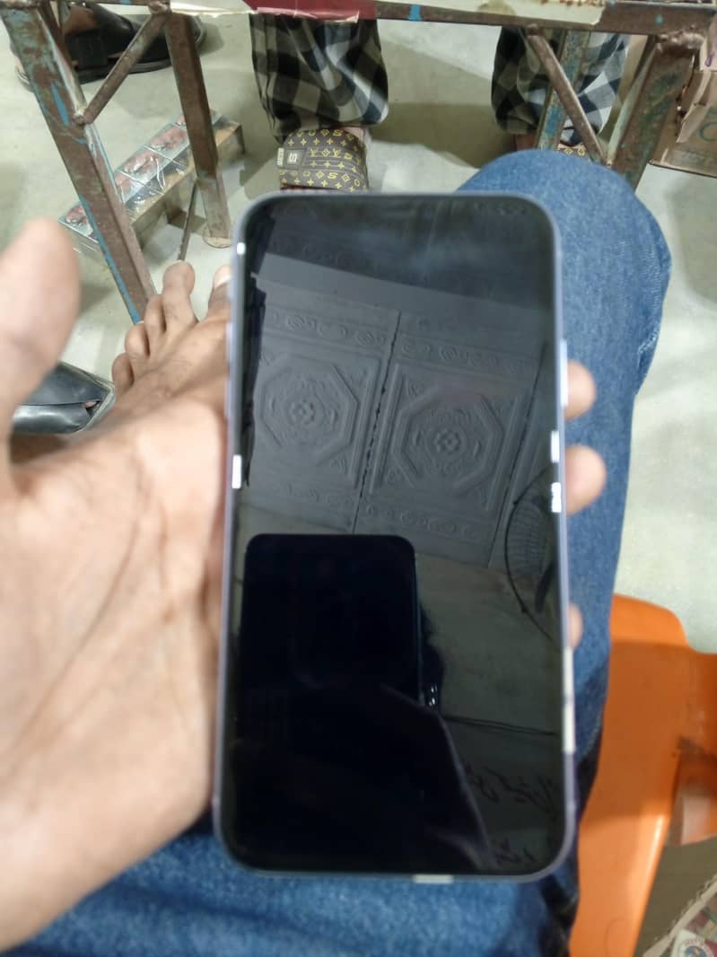 Apple iPhone 11 2