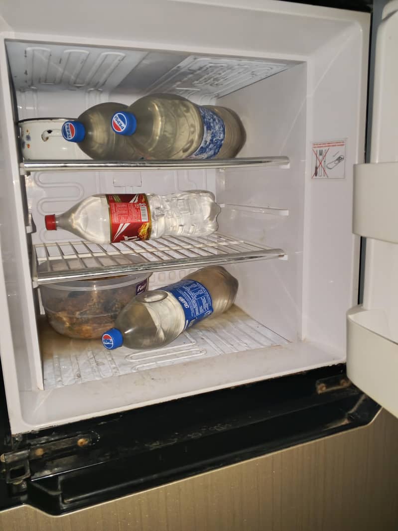 Orient refrigerator 4