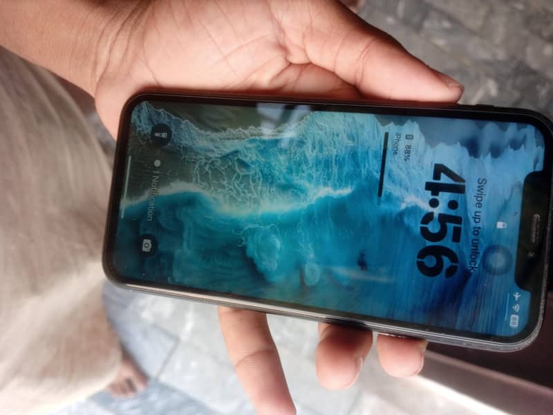 Apple iPhone XR 3