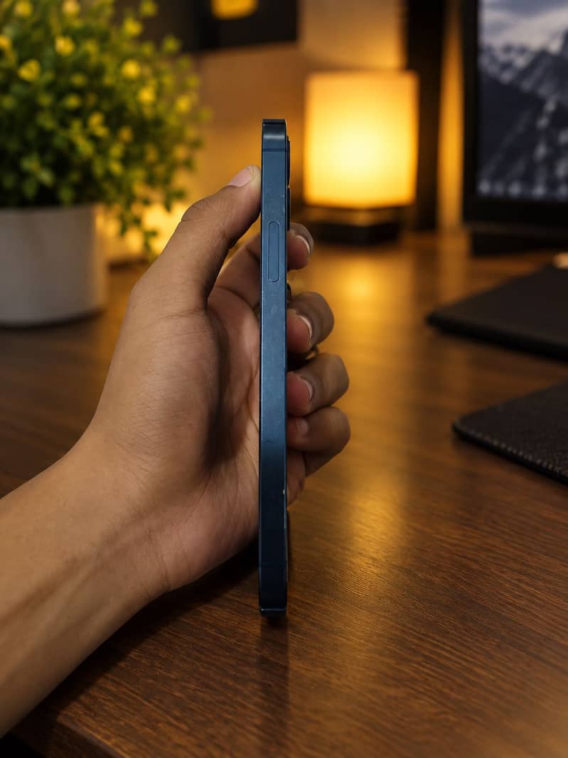 Apple iPhone 12 Pro 2