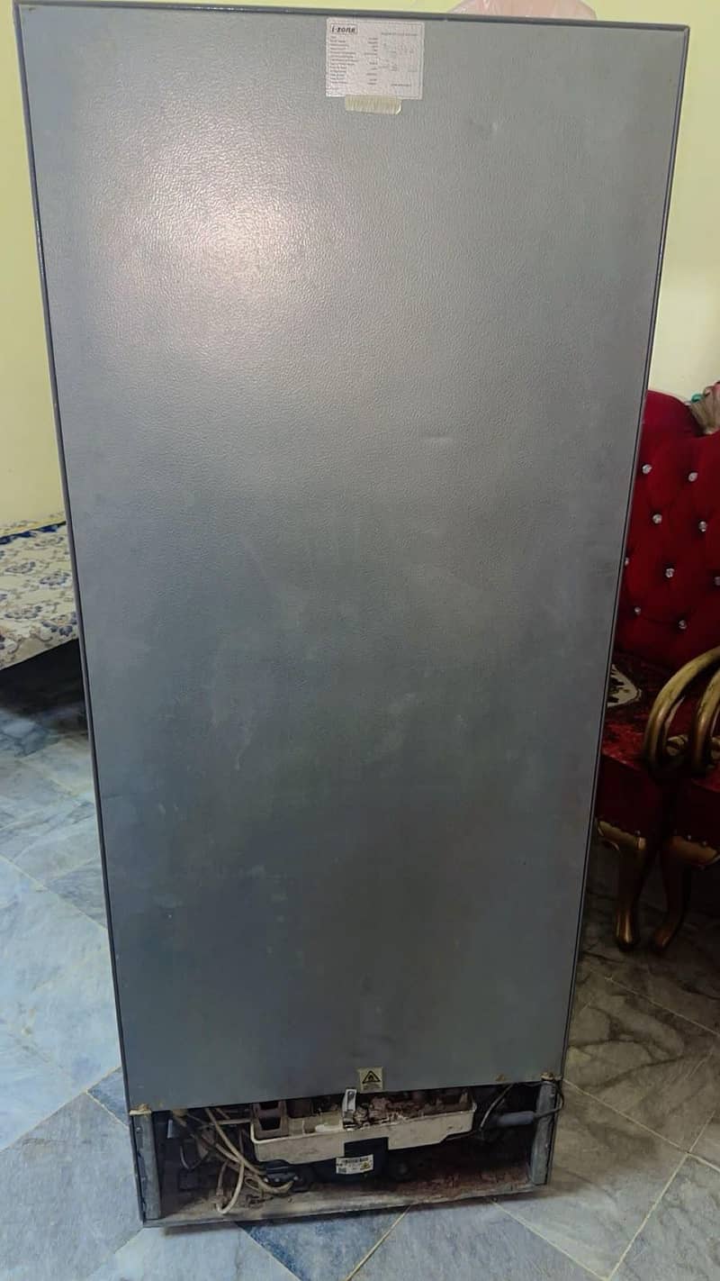 Refrigerator 4