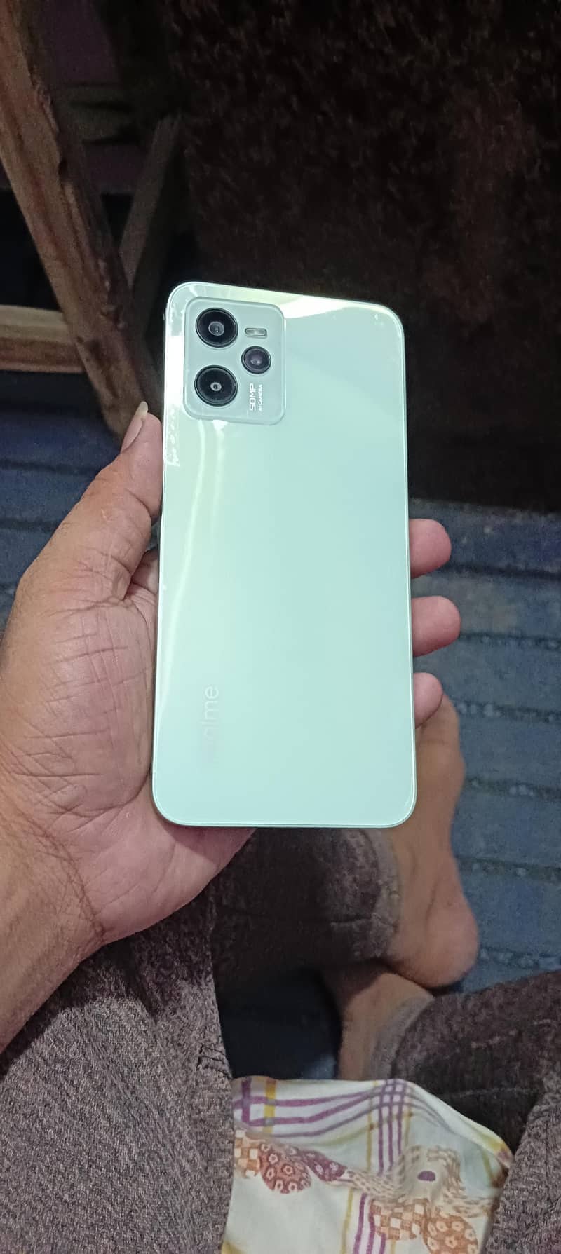Realme C35 4