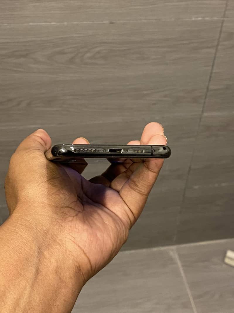 Apple iPhone XS 2