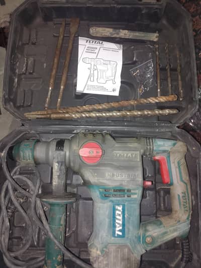 TOTAL HAMMER DRILL 26MM 1500W FULL BOX WITH BITS