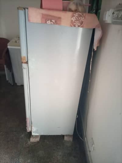 Refrigerator for sale