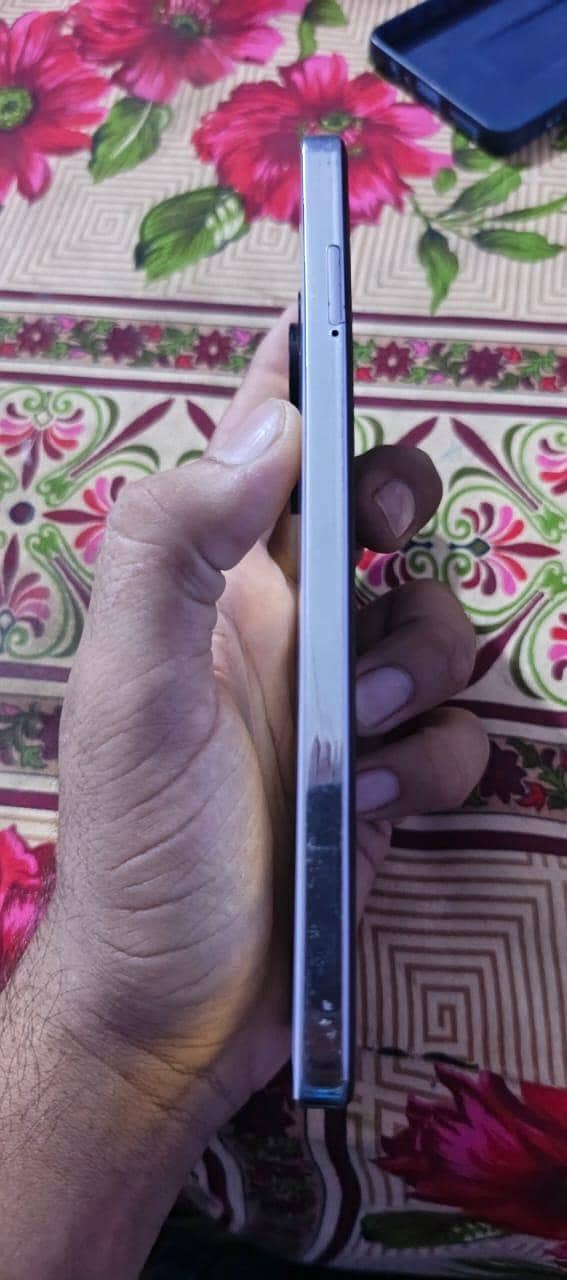 Tecno CAMON 20 2
