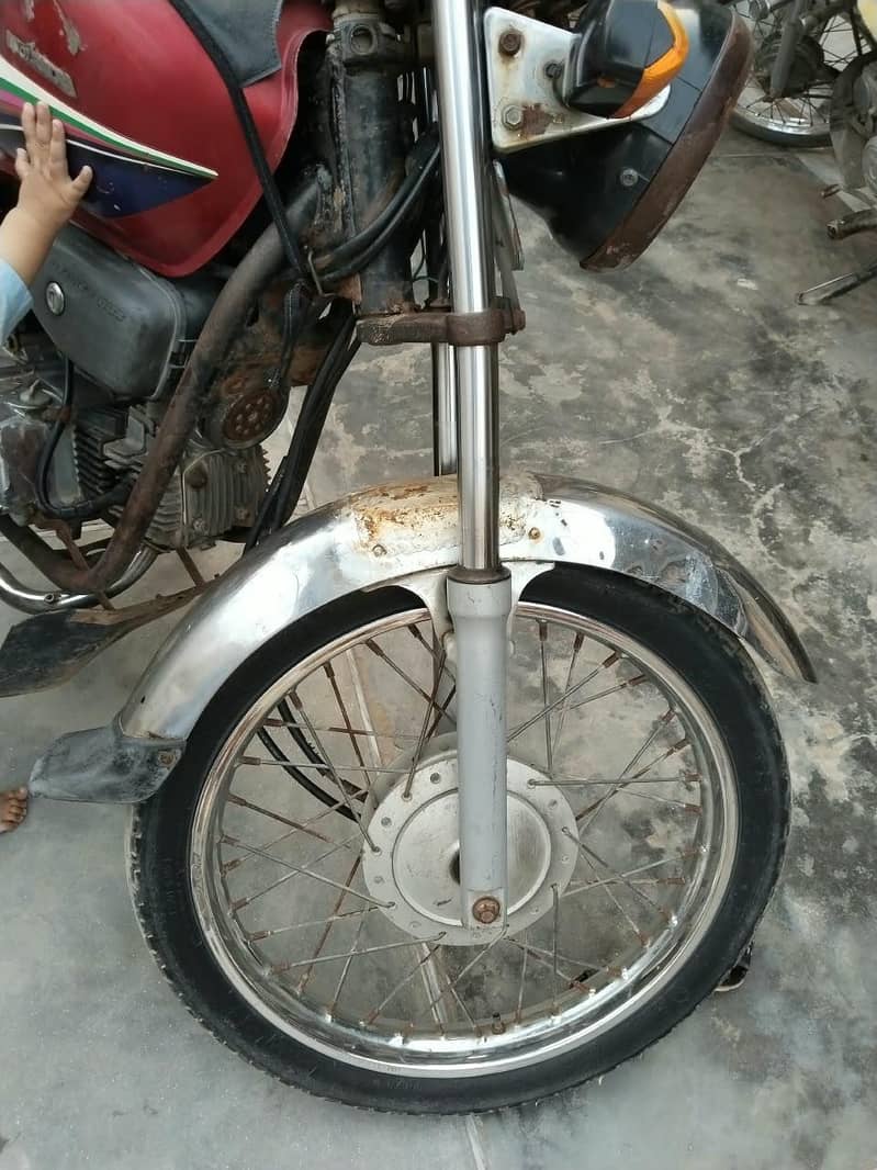 Honda Cd 100 2012 چوکی بھاگٹ 3