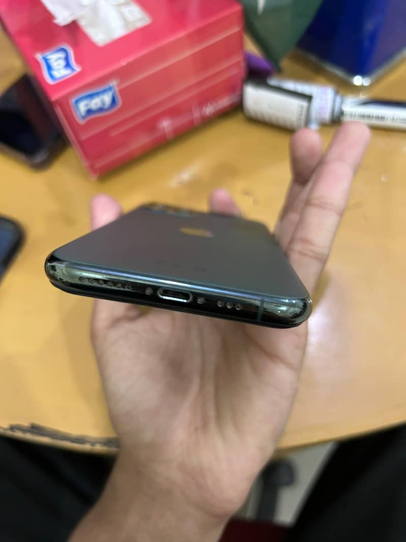 Apple iPhone 11 2
