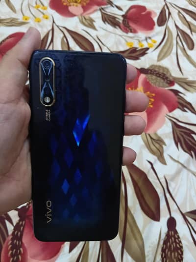 Vivo S1
