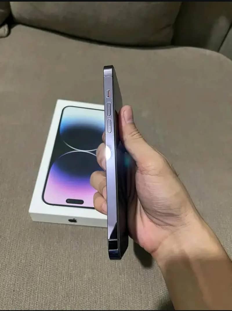 iPhone 14 Pro Max 2