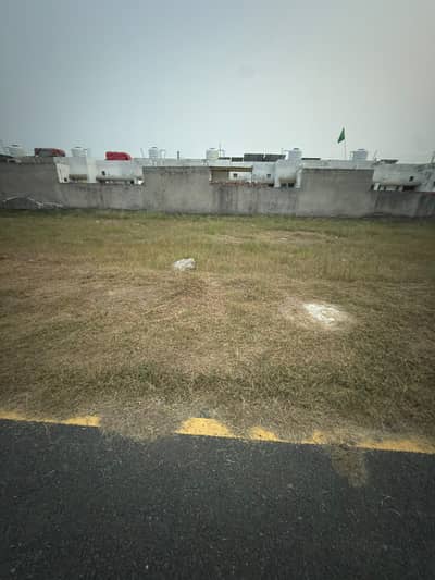 Facing Park Plot in LDA approved Society