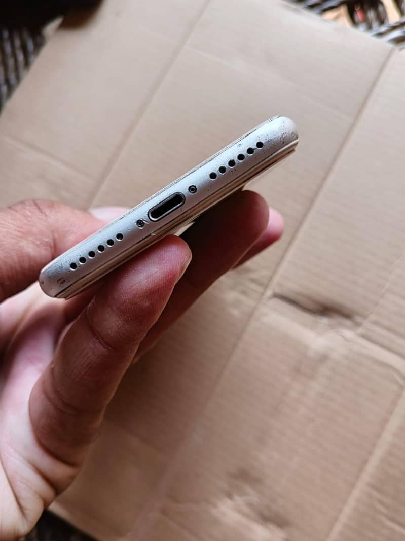 Apple iPhone 8 9