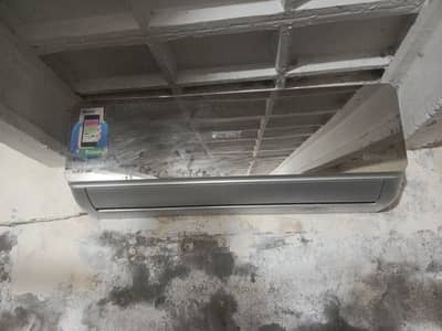 Orient Super Mirror 1 Ton Full DC Inverter AC