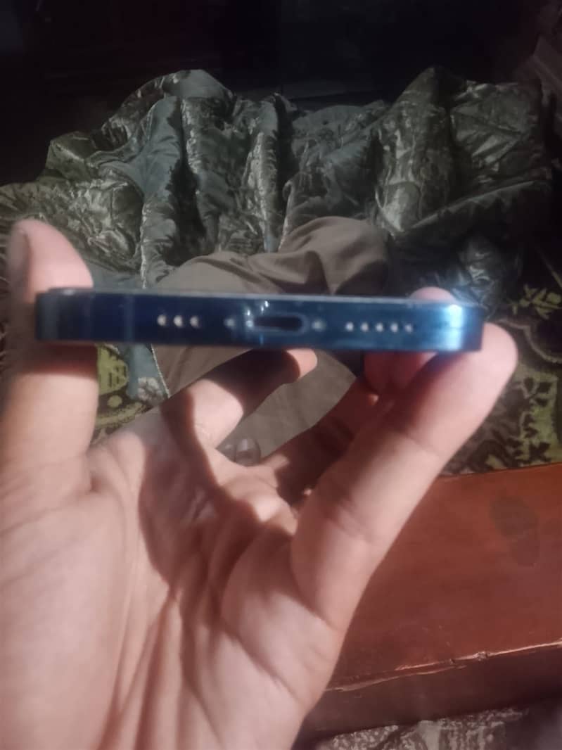 Apple iPhone 12 Pro 6