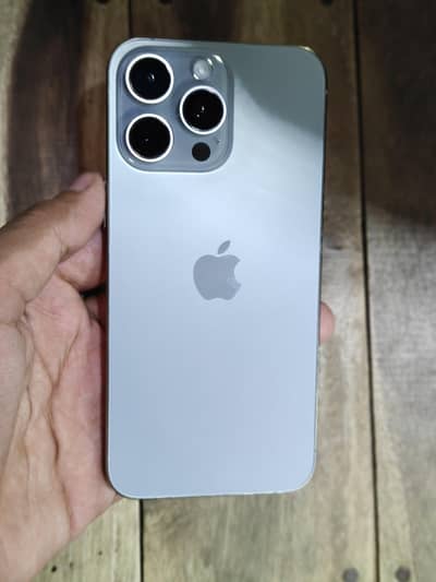 Apple iPhone 15 Pro Max
