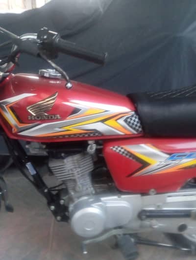 Honda CG 125 2025