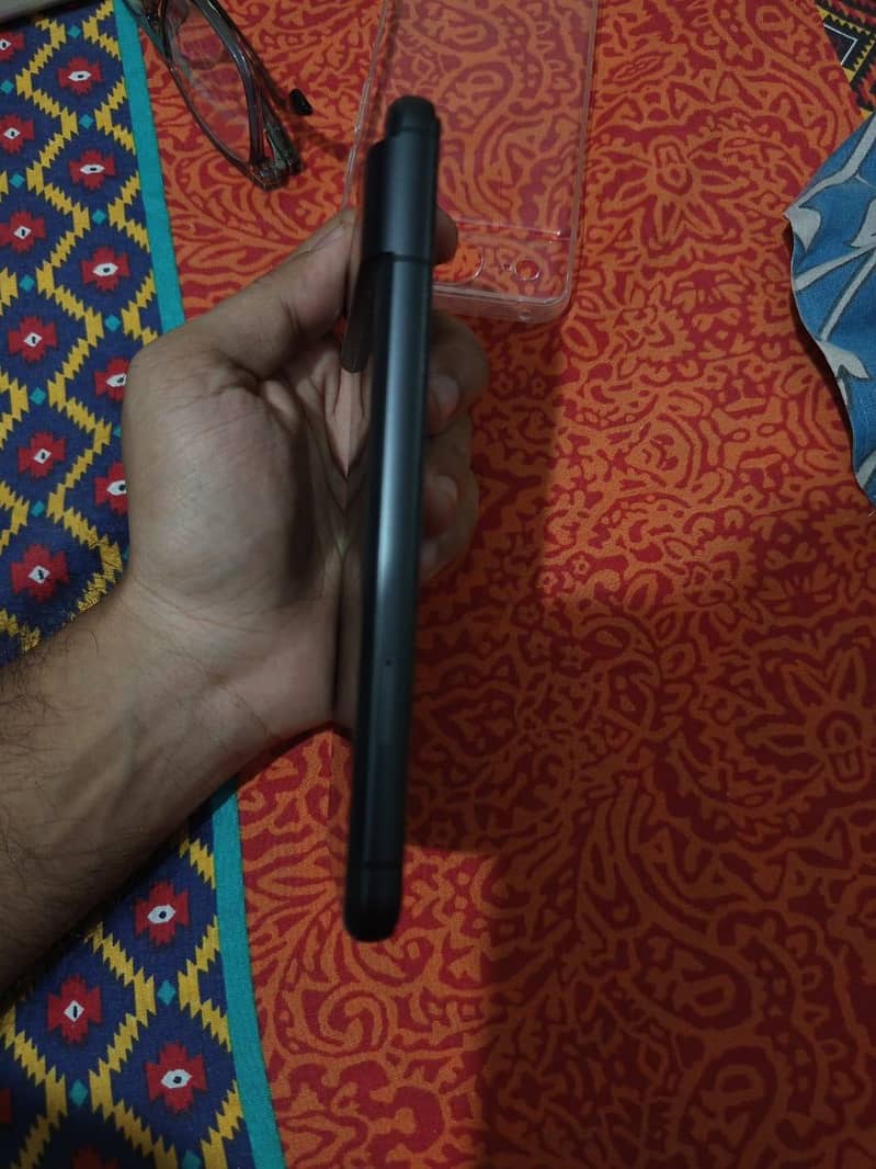 Google Pixel 8 3