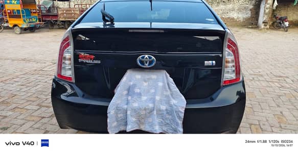 Toyota Prius 2015