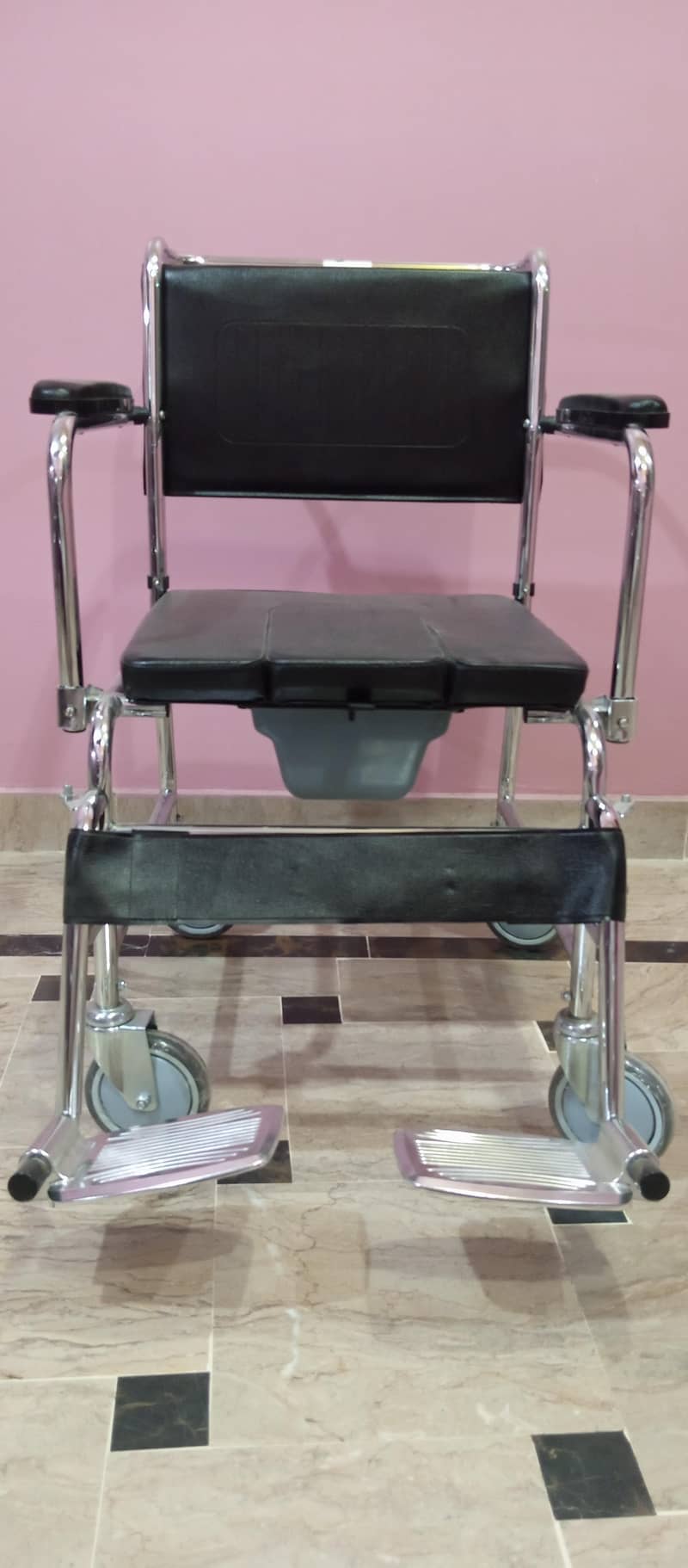 commode wheel chair 0