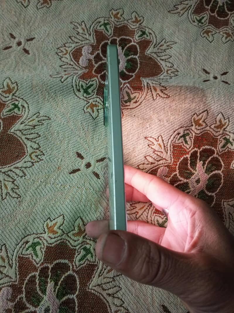 Xiaomi Redmi Note 13 Pro 3