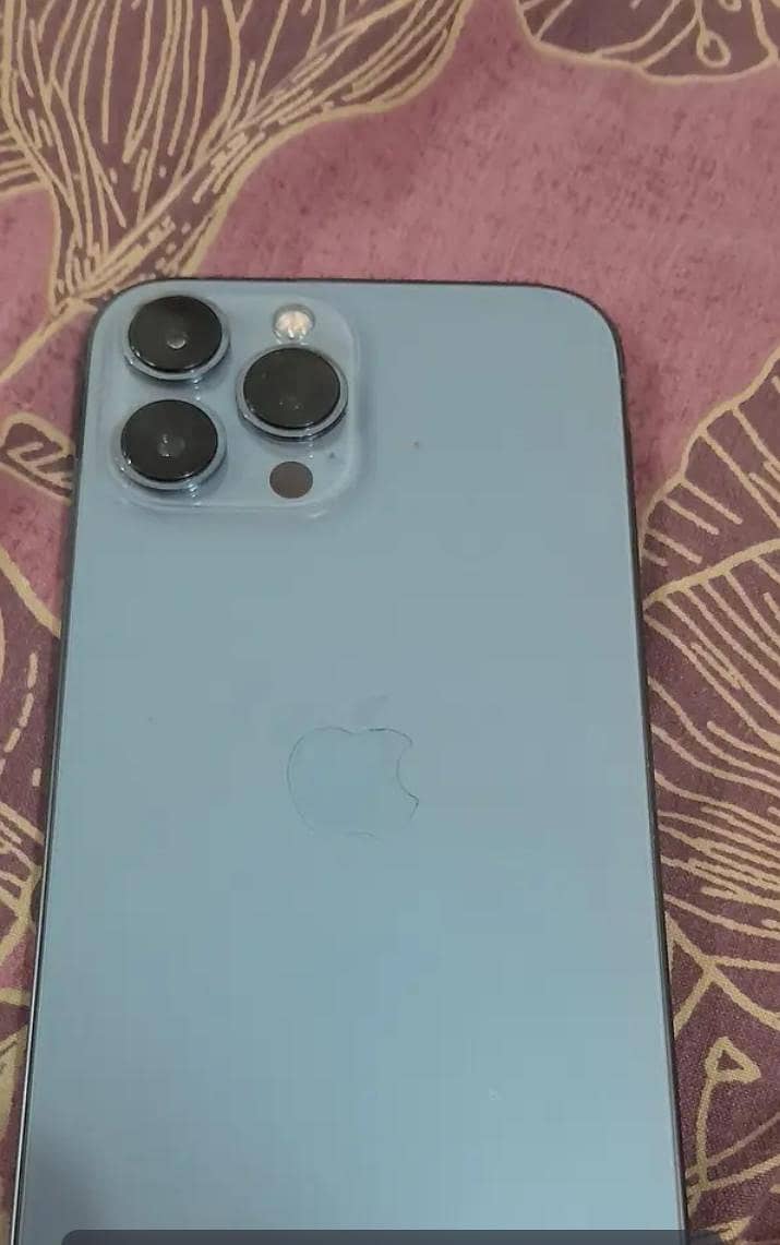 Apple iPhone 13 Pro 1
