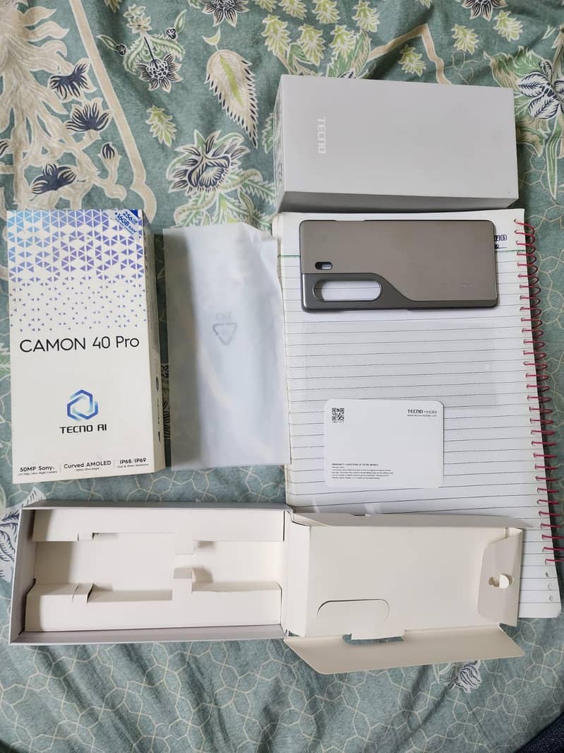 Tecno Camon 40 Pro 12