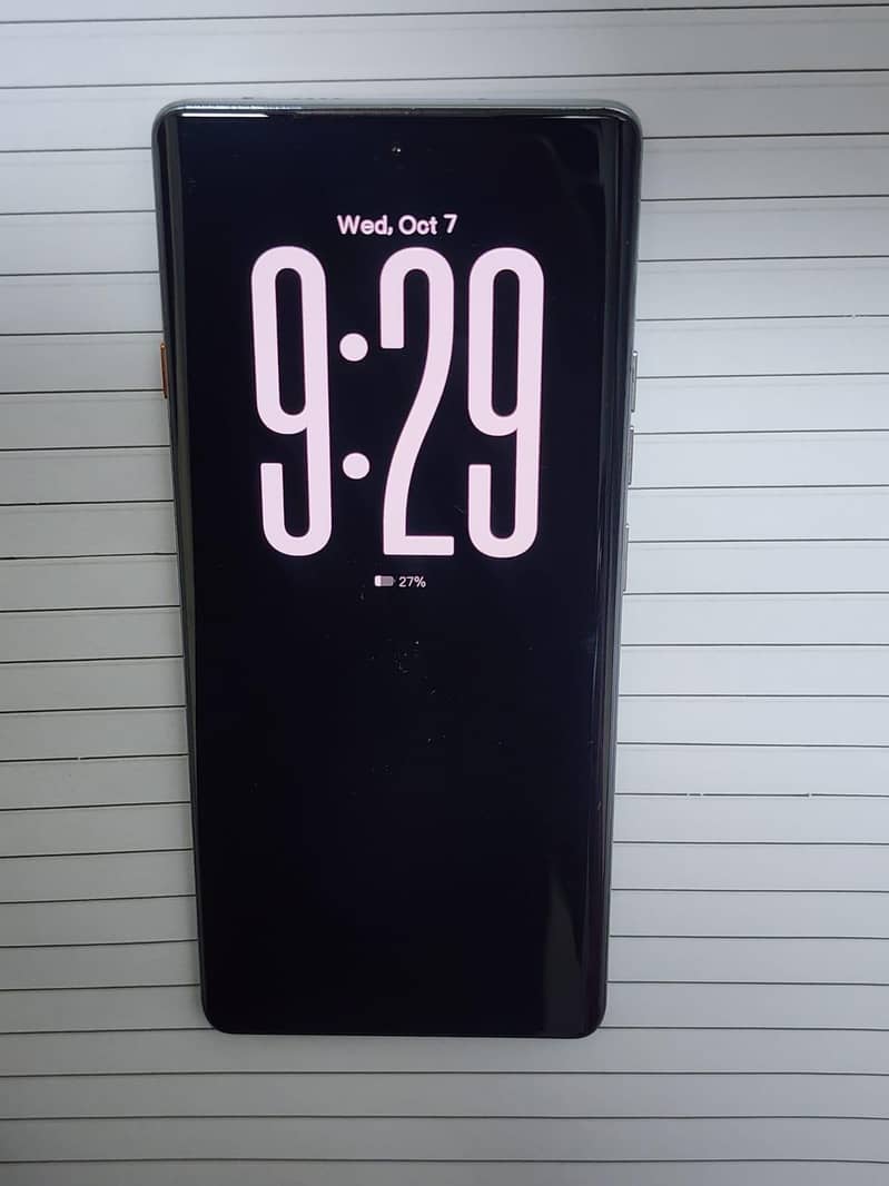 Tecno Camon 40 Pro 17